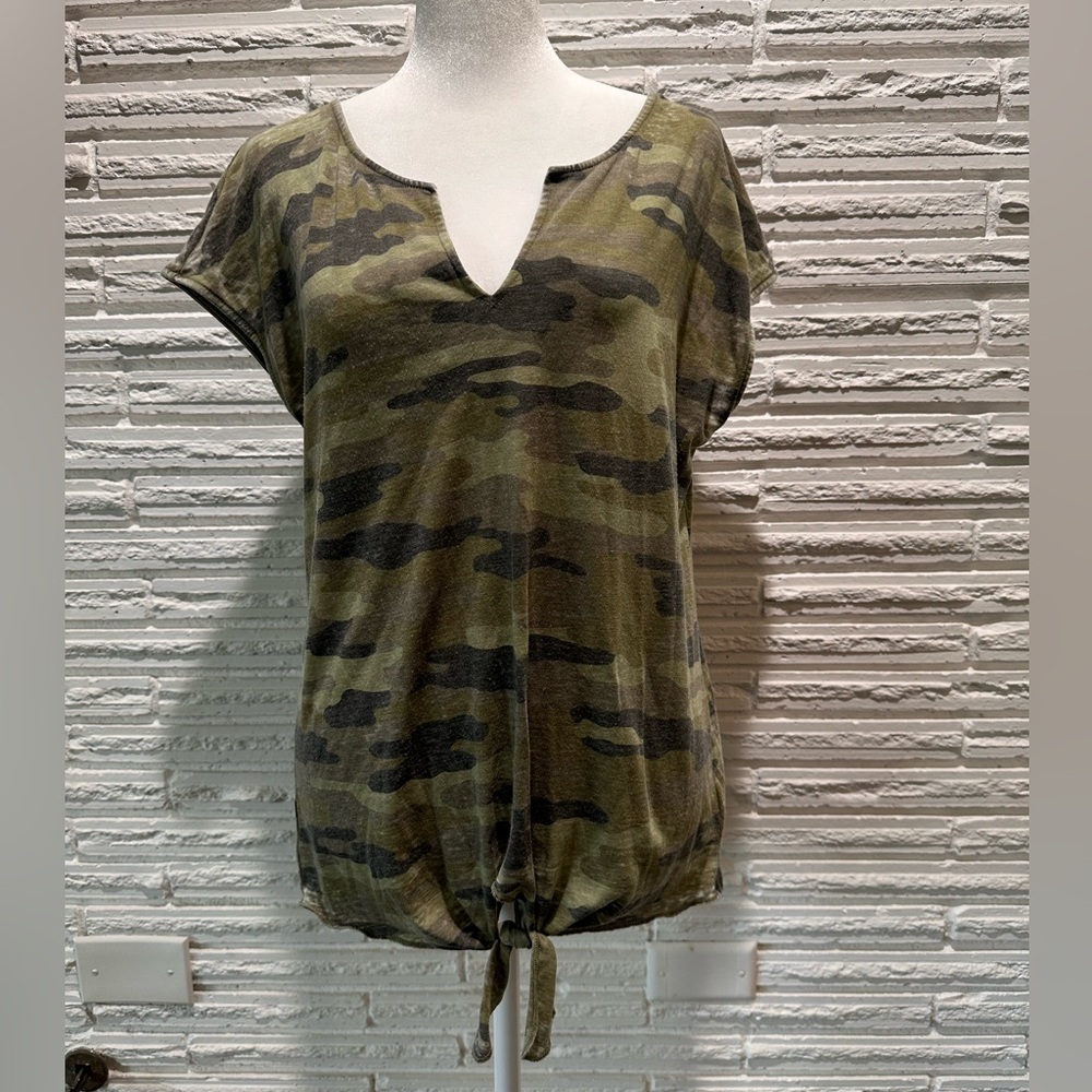Lucky Brand Knot-Tie Camo Print Women's Top, Size M